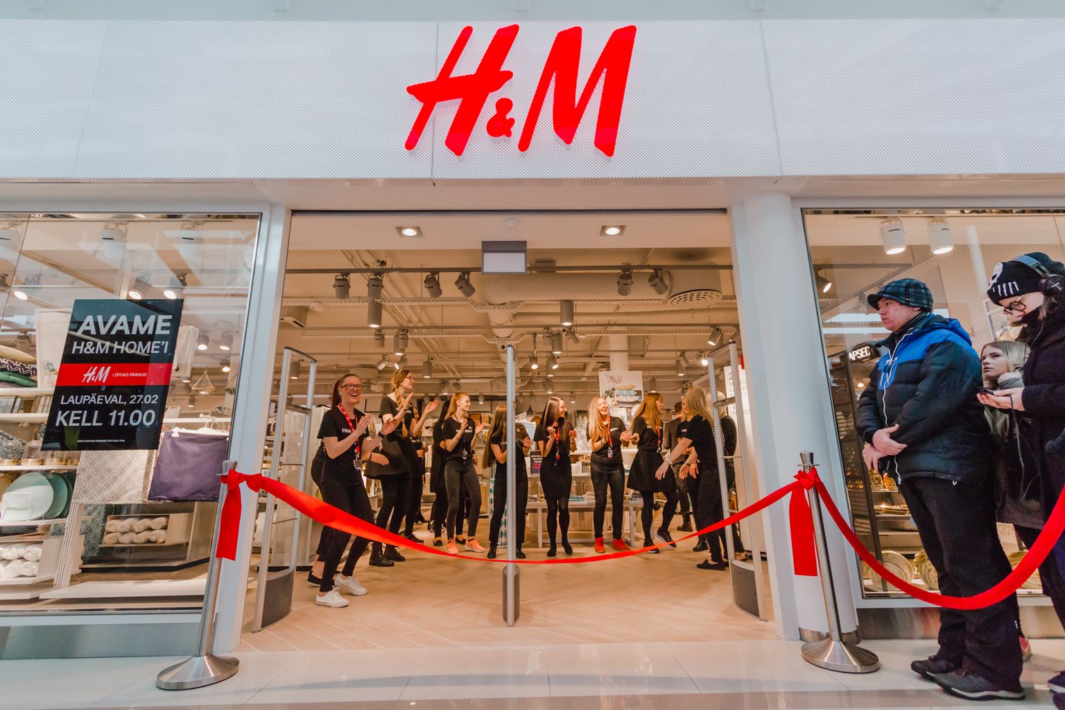 Открытие магазина H&M в Пярну. Фото иллюстративное.