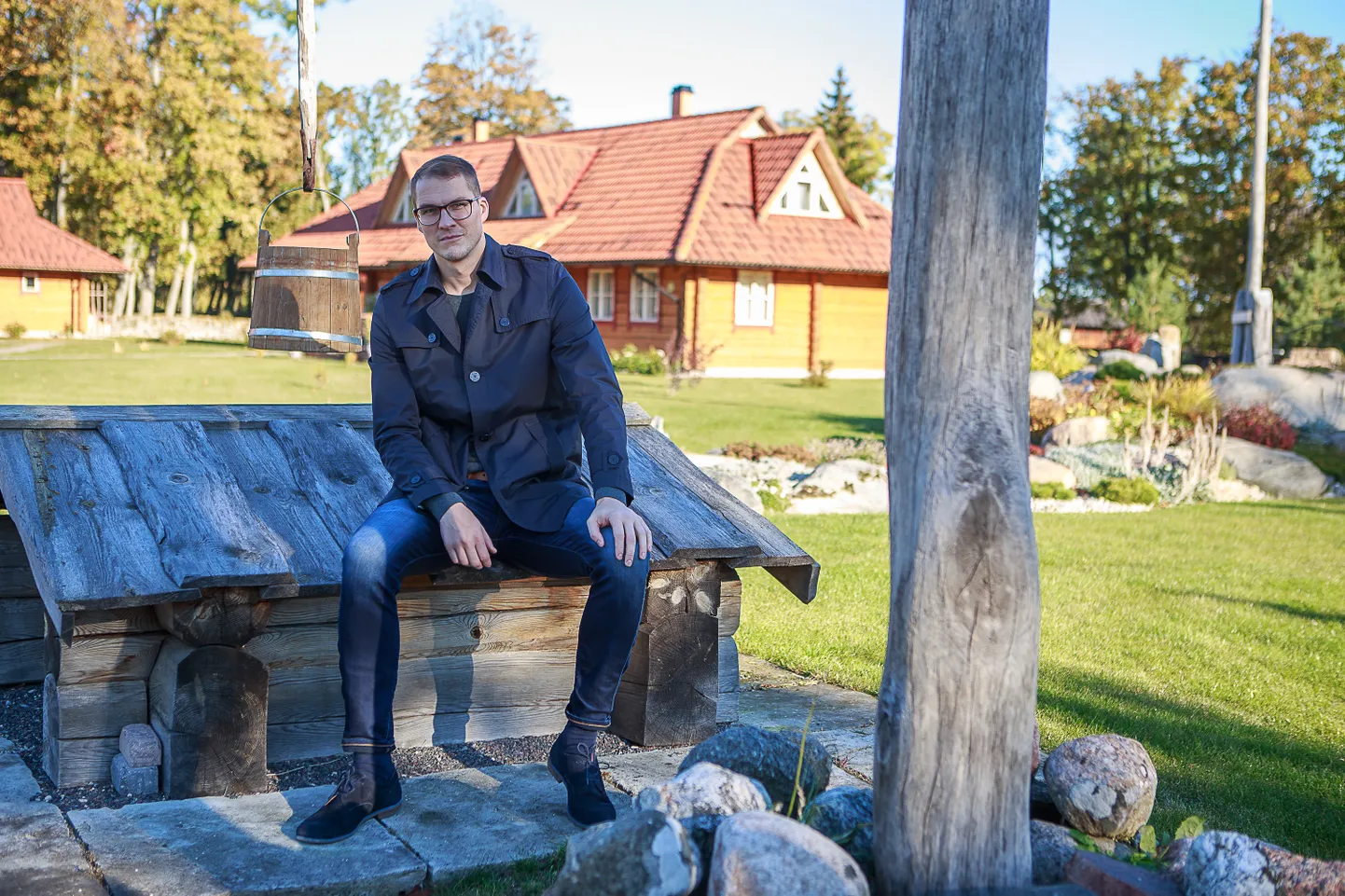 VÕIMALIKULT PALJU SAAREMAAL: Kristo Tederi sõnul pakub vanematekodus viibimine elule Tallinnas kenasti vaheldust.
TAMBET ALLIK