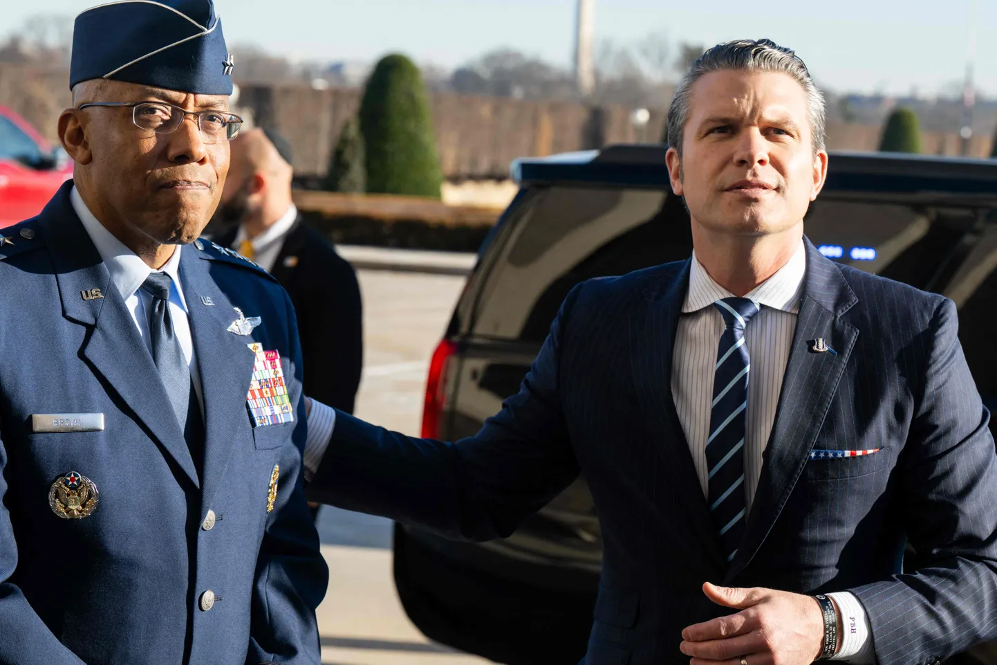 Ameerika Ühendriikide kaitseminister Pete Hegseth ja staabiülemate ühendkomitee esimees Charles Brown.
