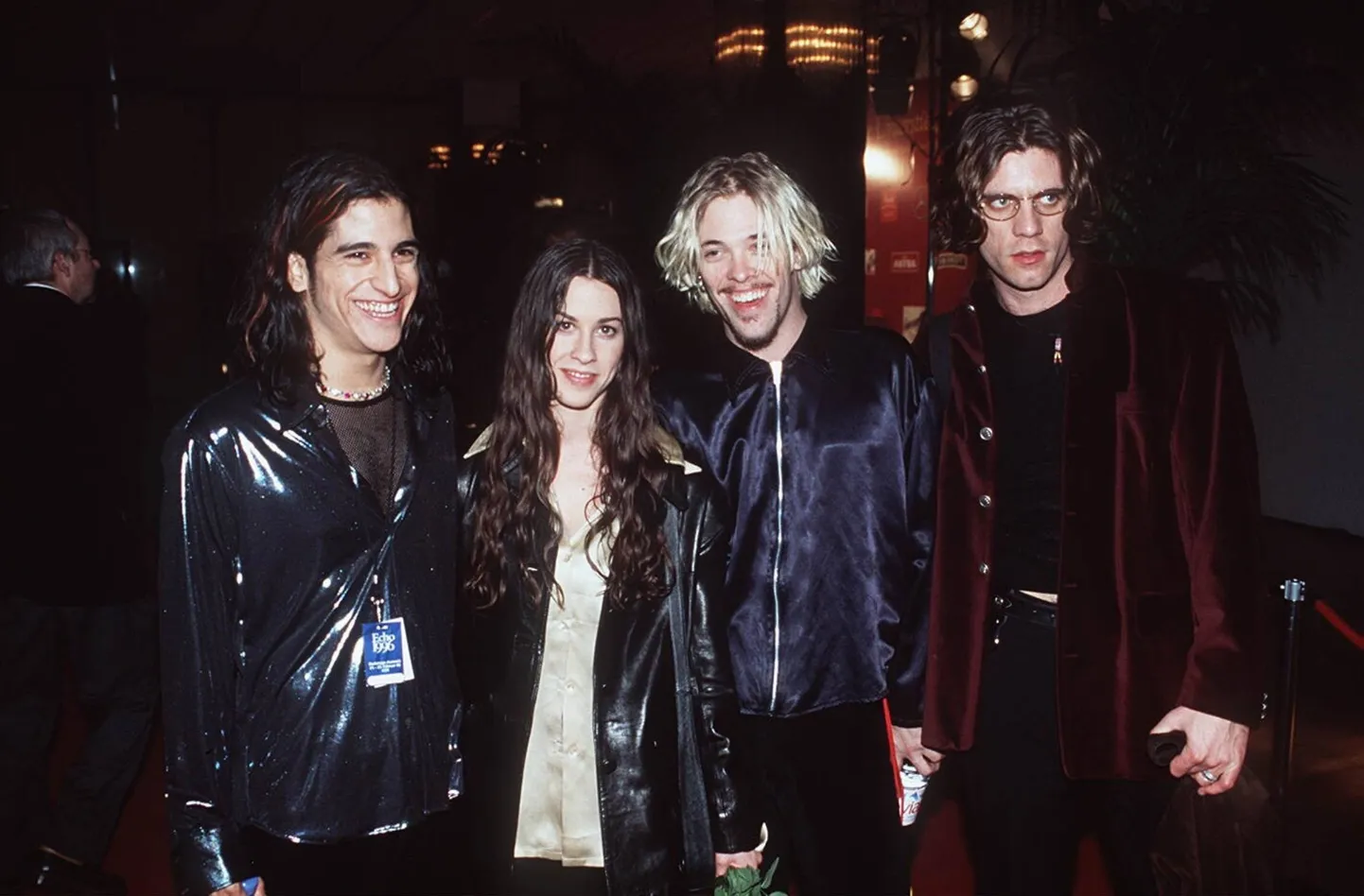 Alanis Morissette bändiga aastal 1996