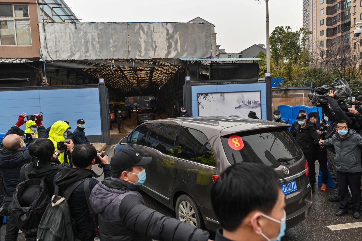 WHO eksperdid saabumas Wuhani mereandide turule, mida peetakse üheks koroonapandeemia vallandumise kohaks.