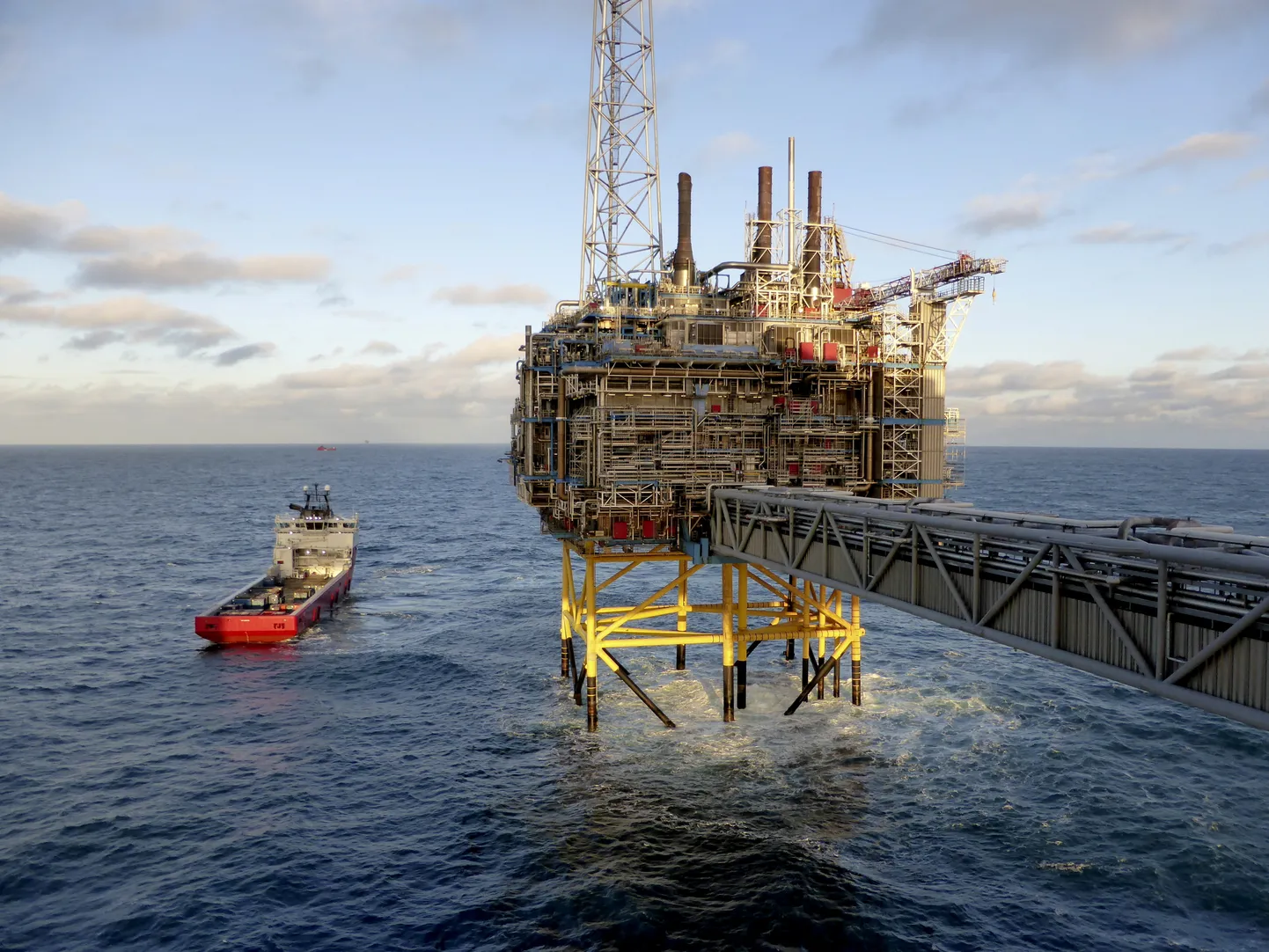 Statoili avamere gaasiplatvorm Stavangeri lähedal Norras.