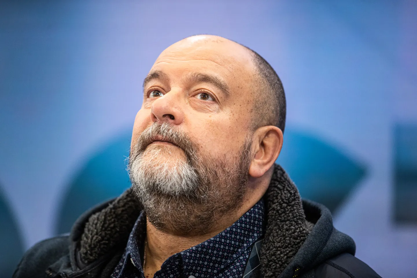 Михаил Стальнухин выражений больше не выбирает.