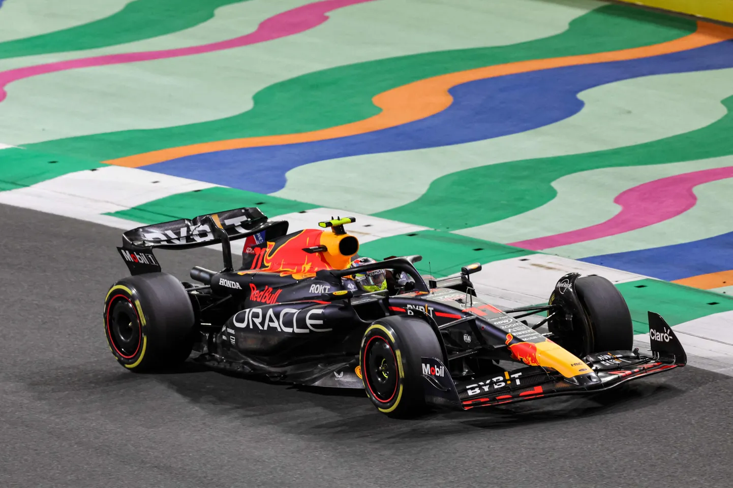 "Red Bull" pilots Serhio Peress