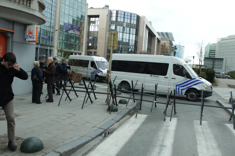 Ligipääs ülemkogu istungi toimumiskohale oli piiratud militaarsete tõketega. / Foto: