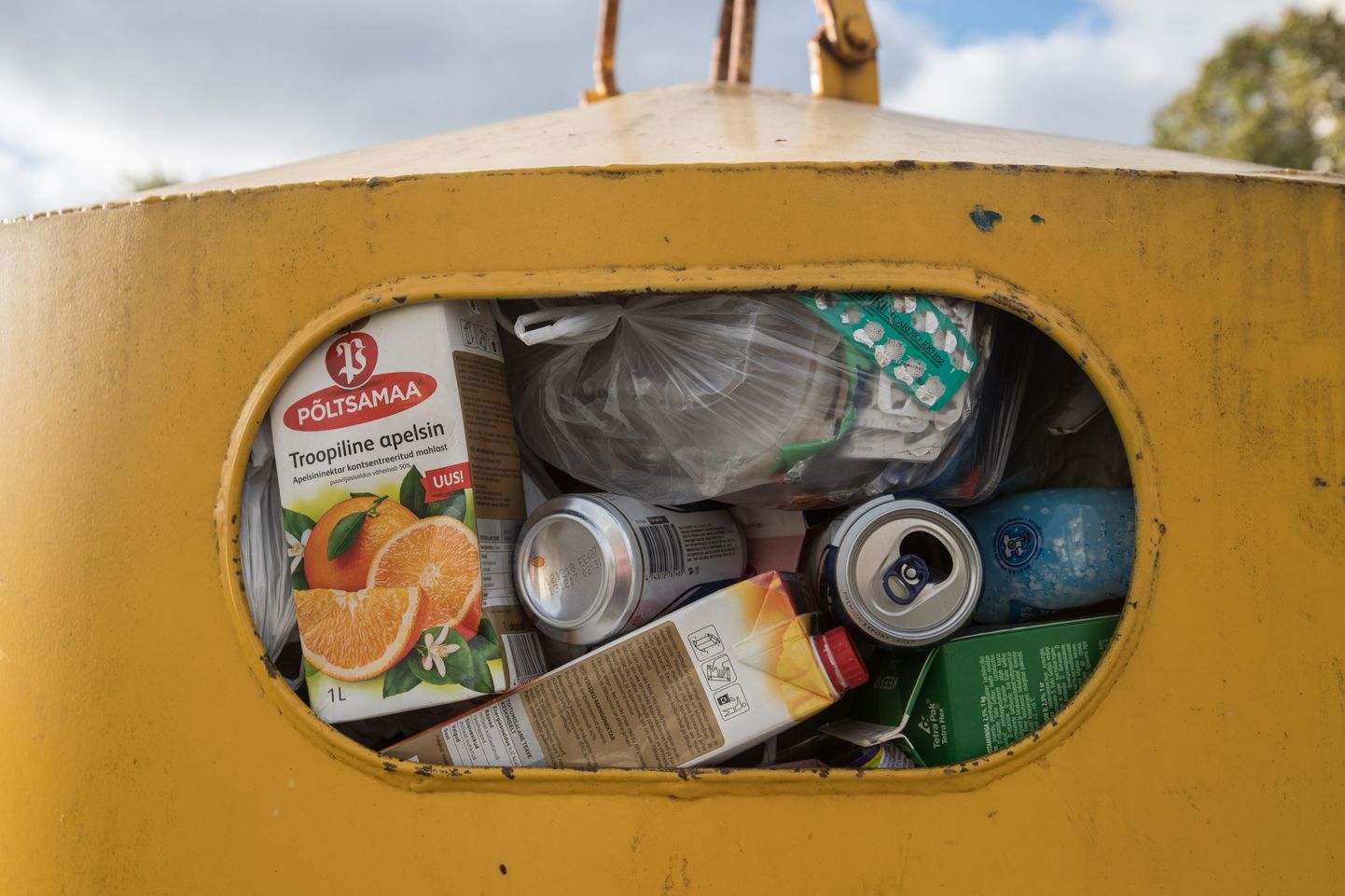 Väga vähesed hea elujärjega riigid saavad endale lubada minister Kiisleri välja pakutud kulukat pakendijäätmete lauskogumist igast kodumajapidamisest.