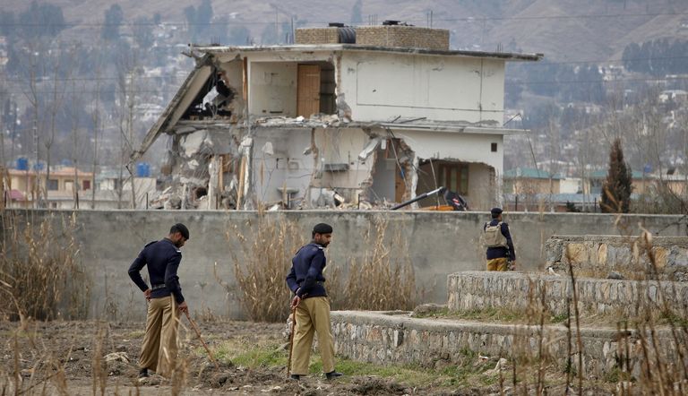 Maja Pakistanis Abbottabadis, kus Osama bin Laden end koos perega peitis. USA eriüksus tabas ta mais 2011 ja lasi maha. Pakistani võimud lammutasid bin Ladeni maja 2012