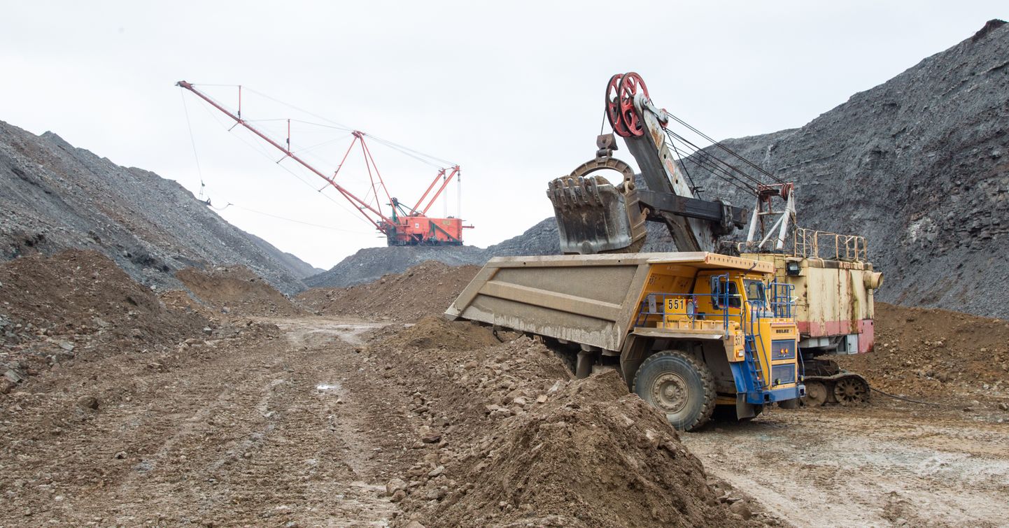 Nii Narva karjääris kui Estonia kaevanduses on põlevkivi kaevandamise mahud sel aastal märgatavalt suuremad kui mullu.