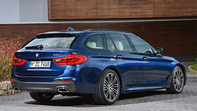 Новая "пятерка" BMW в кузове универсал.