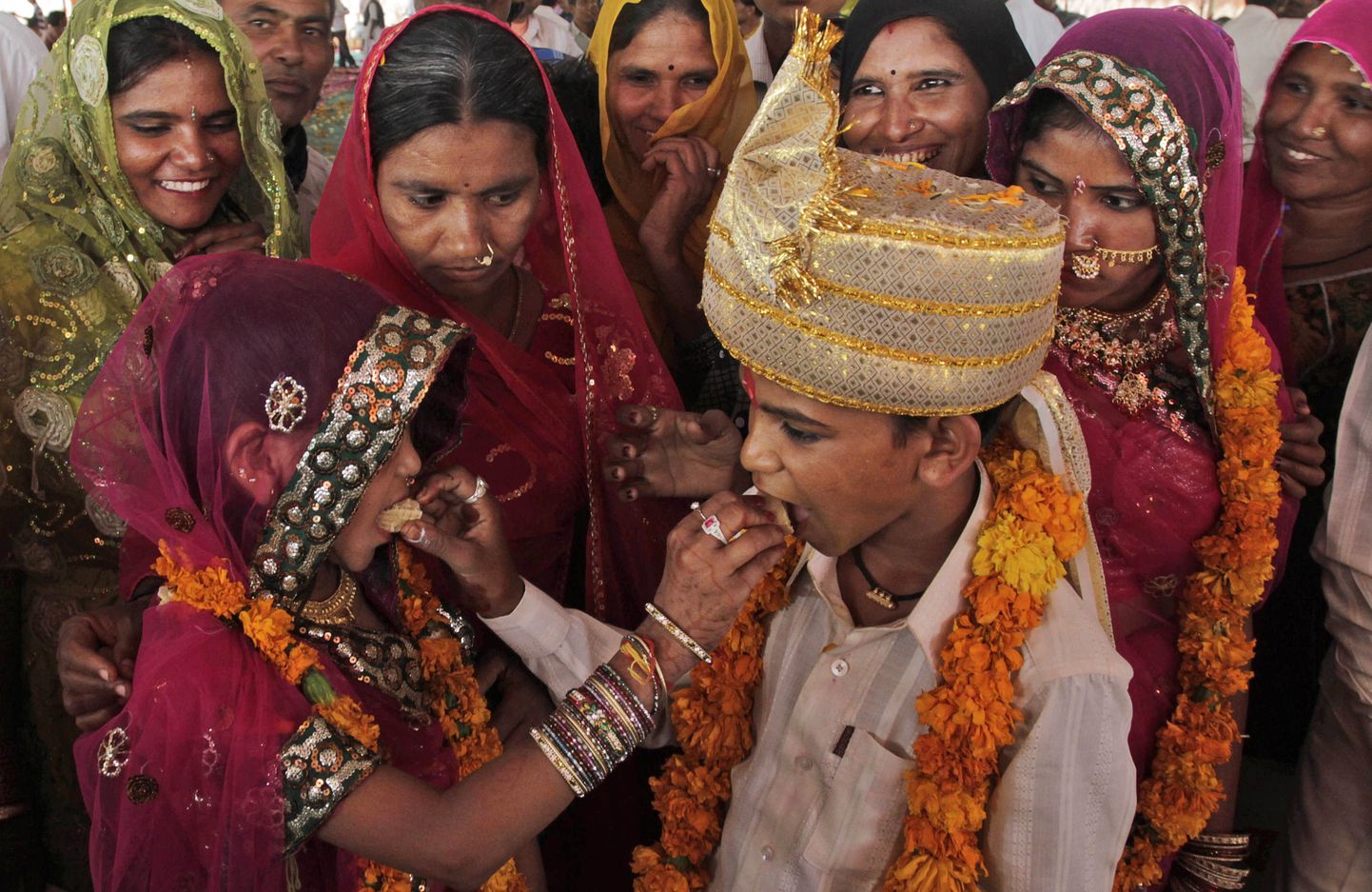 Молодые невесты в Индии. Фото иллюстративное