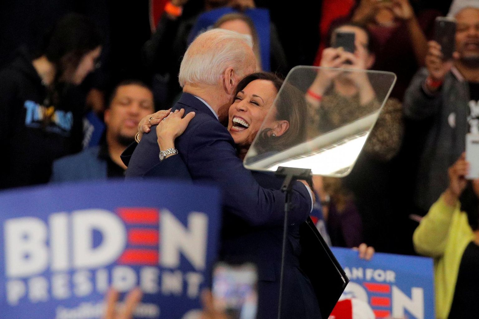 California senaator Kamala Harris Joe Bideni kampaaniaüritusel Detroidis.