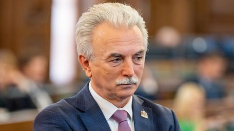 Saeimas deputātam Kūtrim pērn bijis 30 800 eiro parāds