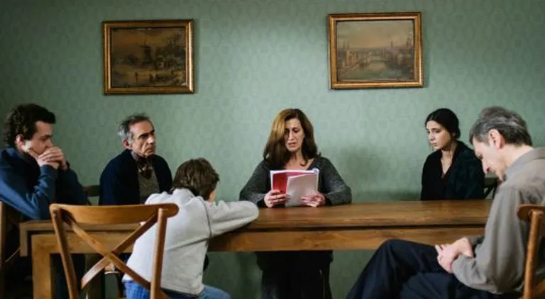«Ohtlik ema» on režissöör Ana Urushadze — «Mandariinide» režissöör Zaza Urushadze tütre — esimene täispikk mängufilm.