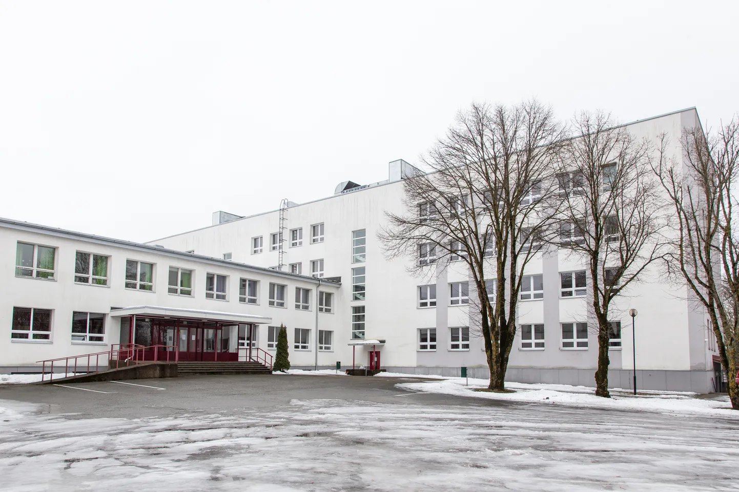 Kiviõli riigikooli Viru õppekohas ei vastanud õhutemperatuur pärast koolivaheaega mõnedes klassiruumides nõutule.