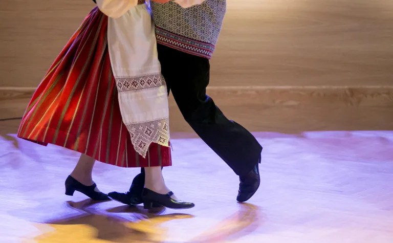 Üks ehe folklooripäev päädib alati simmaniga.
