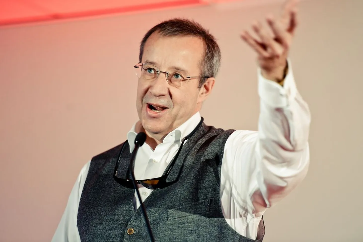 Toomas Hendrik Ilves.