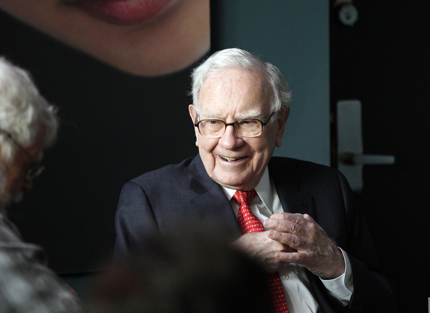 Investeerimisguru Warren Buffettit peetakse paremaks teistel põhjustel kui aktsiate valimine.