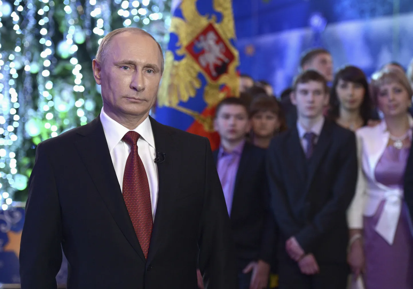 Новогоднее обращение Владимира Путина к российскому народу (31.12.2013).
