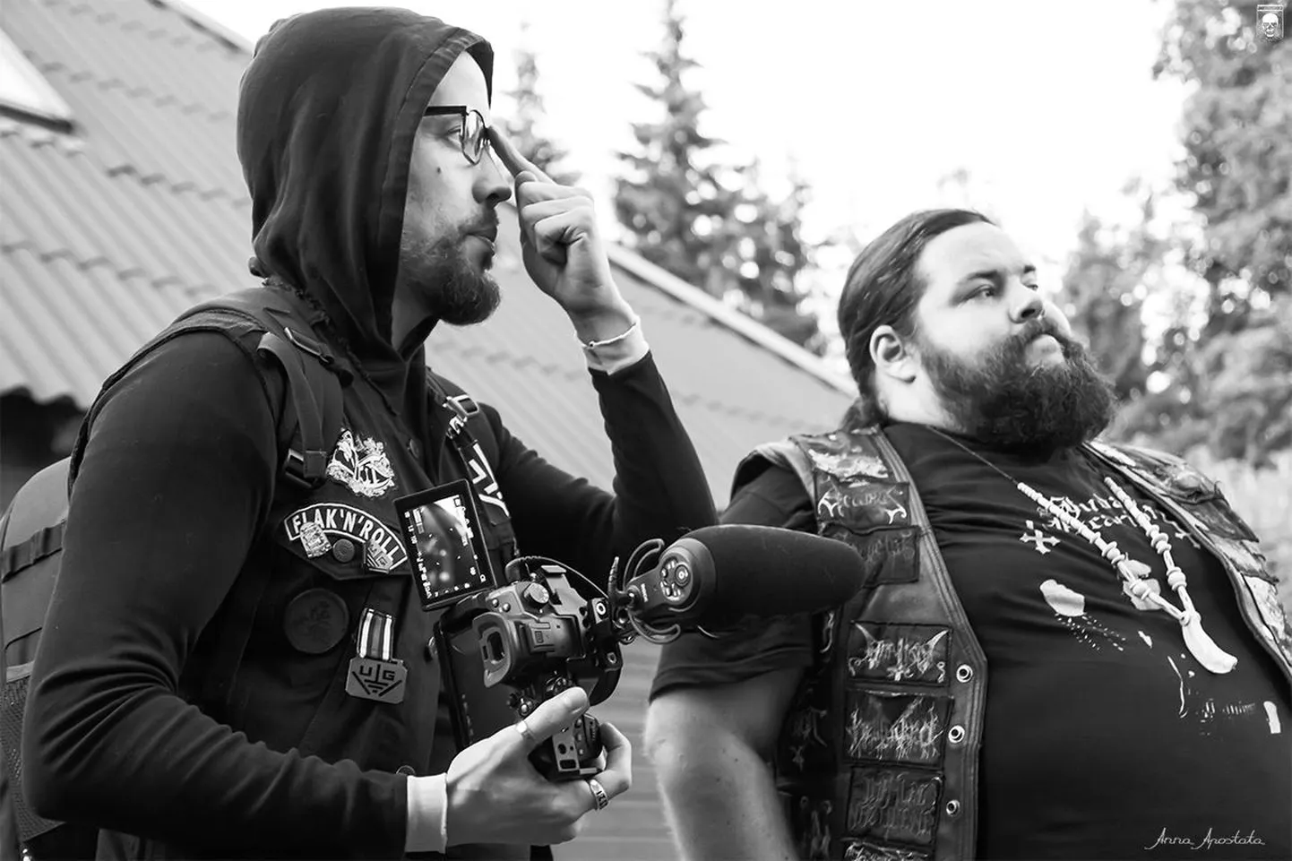 Filmi «Tartu Under the Horns» võttetiim Sebastian Dörner alias Grave (vasakul) ja Phil Keller kulutasid linateosele ligi 10 000 eurot oma raha.
