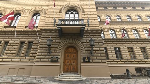 Saeima plāno taupīt, samazinot parlamenta ēku pārbūves un restaurācijas izdevumus