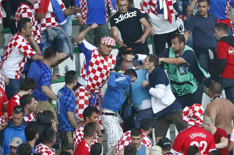 Horvaadid omavahel kaklemas. Foto:
