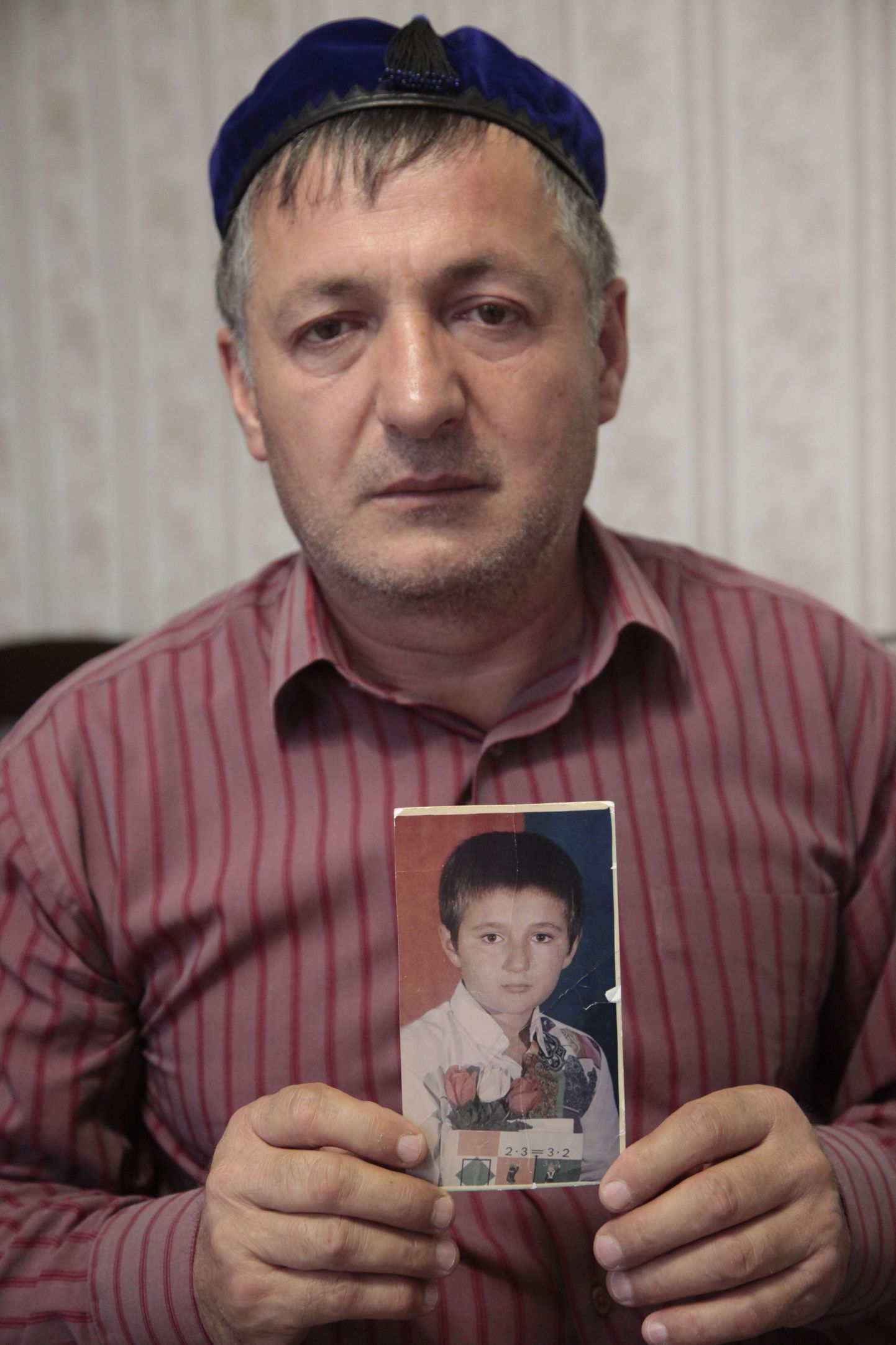 Abdulbaki Todašev oma vanima poja Ibragim Todaševi fotoga.