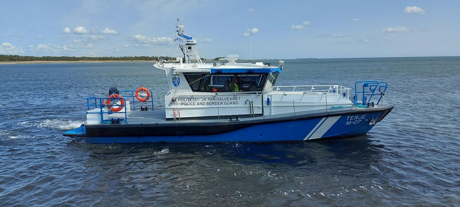 Pärnu jaoskonna mootorpaadi Terje nimi valiti välja inspireerituna Pärnu politseijaoskonna merepäästjast Terje Lemmikust.