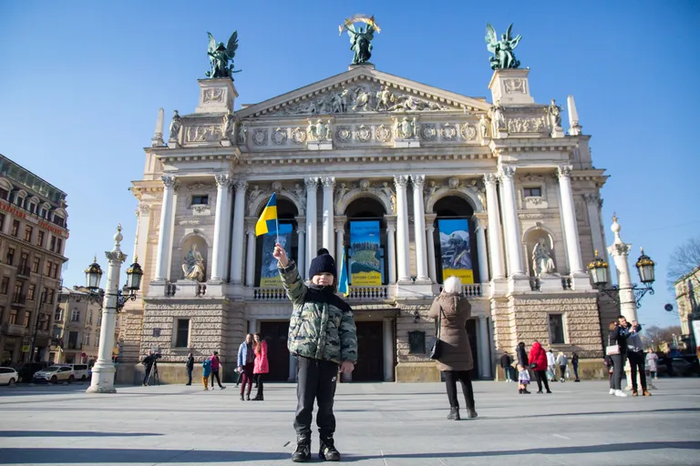 Operas nams Ļvivā