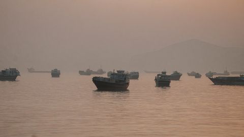 USA ründas Iraani radarirajatisi, Teheran vastas löökidega USA baasidele