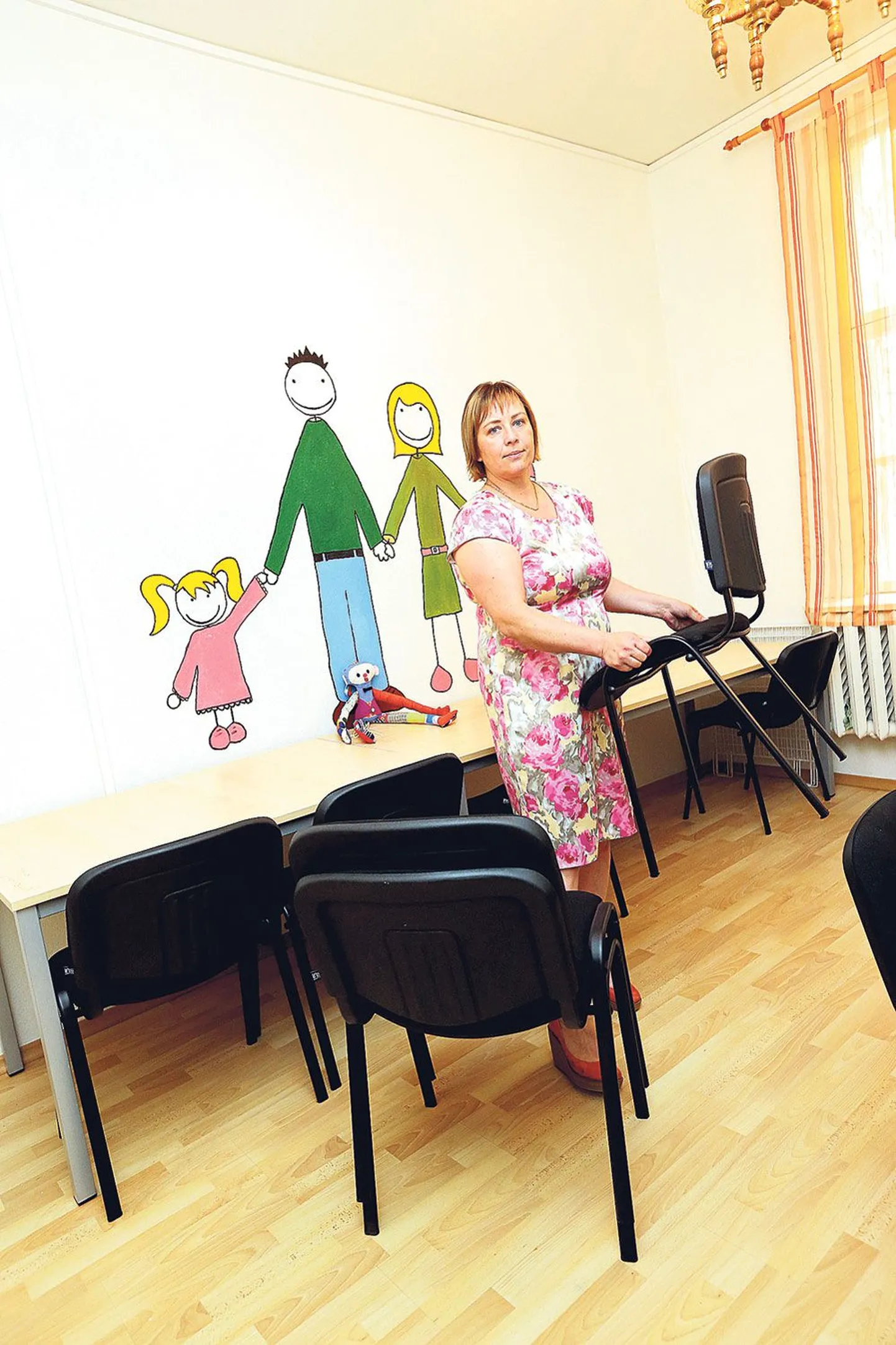 Uutes, ent päevinäinud hoones asuvates ruumides, mille remontisid ühingu liikmed ise, hakkab Tartu pereliit korraldama seminare ja ringe, rääkis liidu juht Külli Rüütli.
