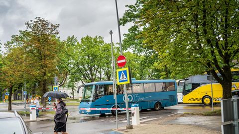 Mure: bussijaama paigaldatud valdas keerab südalinna liiklussoonel hapniku kinni