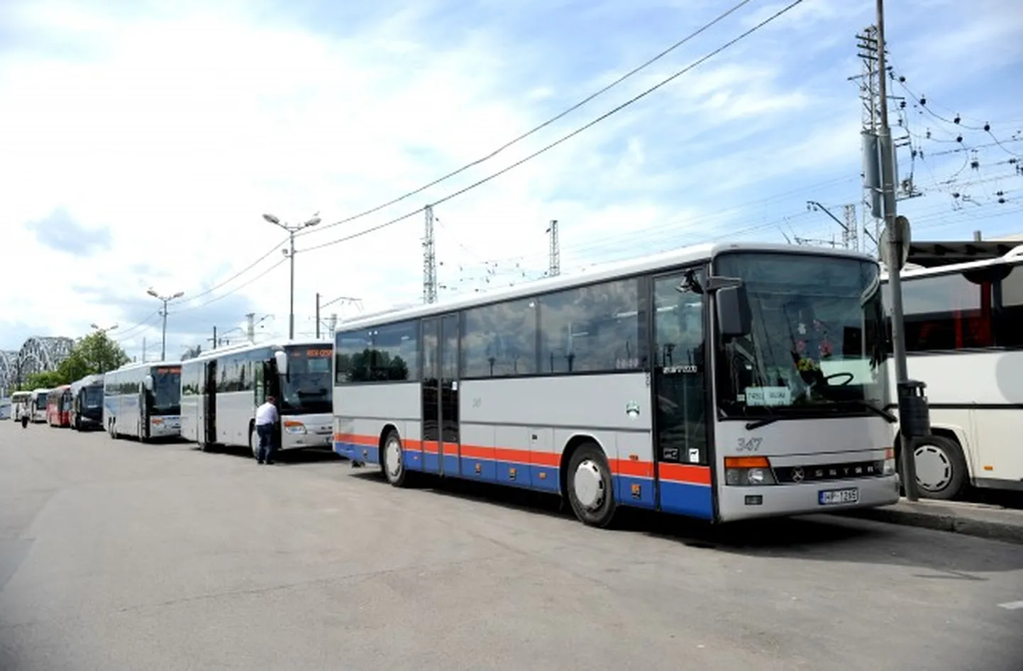 Автобусы