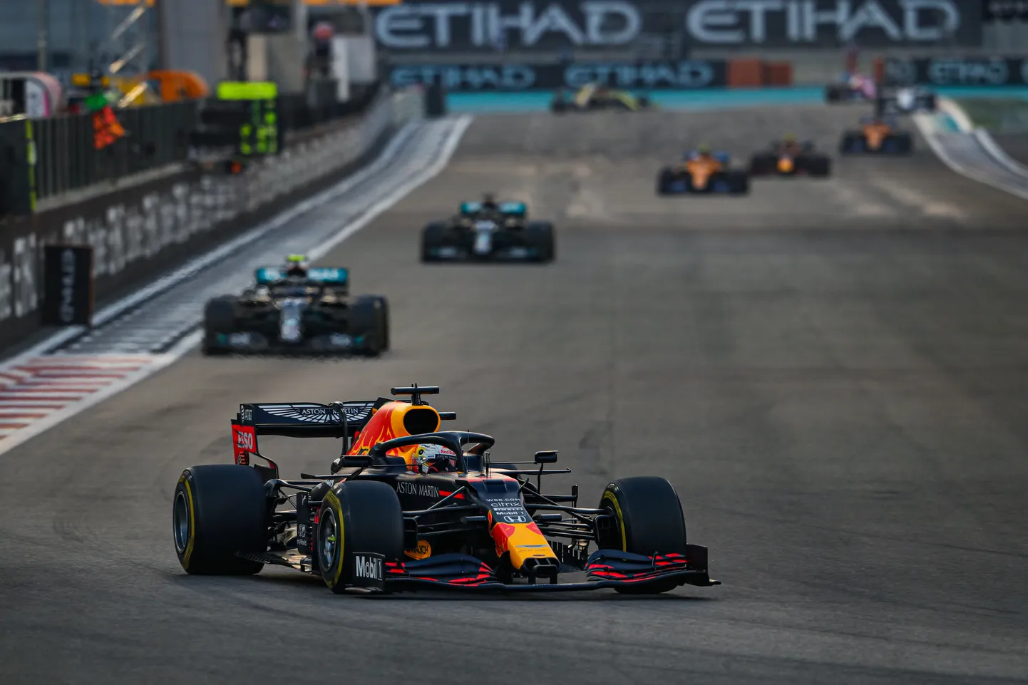 Tuleval aastal on Max Verstappeni tiimikaaslaseks Sergio Perez.
