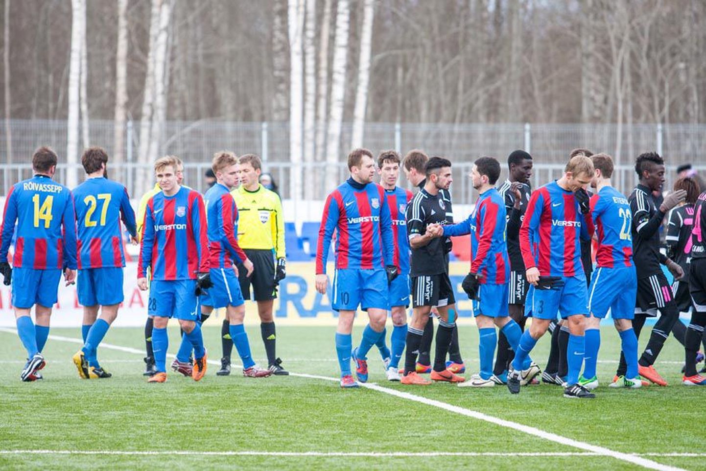 Paide linnameeskond (pildil sini-punases) on Eesti jalgpalli kõrgeimal tasemel, meistriliigas, kaasa löönud viis aastat. Neljal aastal on meeskond tulnud ka Järvamaa aasta võistkonnaks.