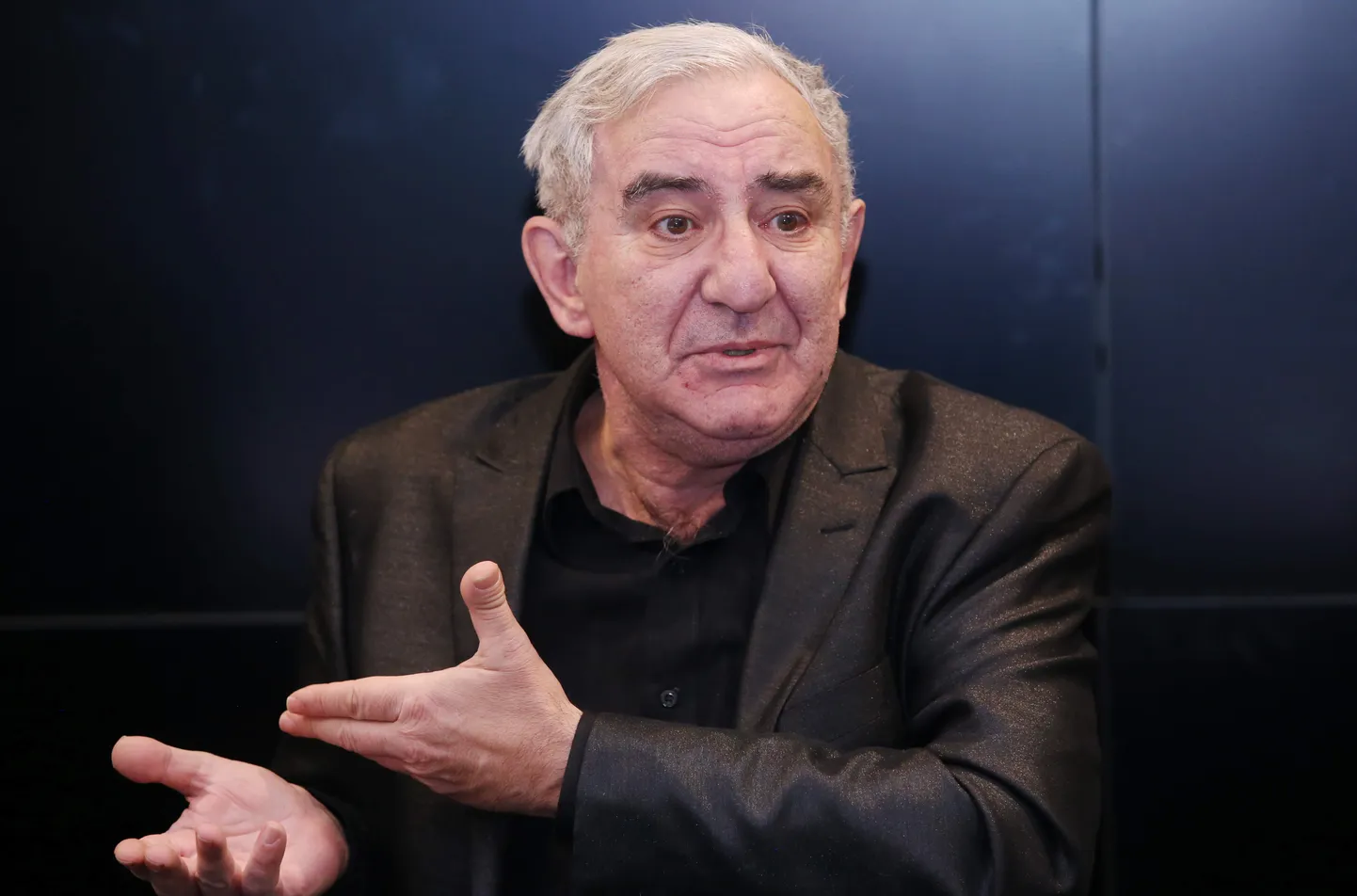 Музыковед Михаил Казиник
