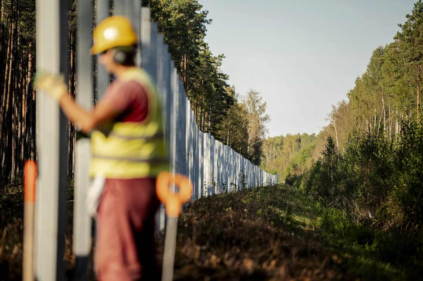 Balvu novadā izbūvēts Latvijas un Krievijas robežas žoga posms