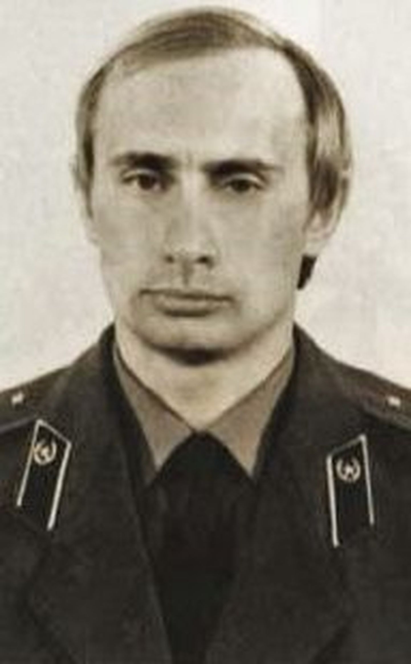 Vladimir Putin KGB agendina