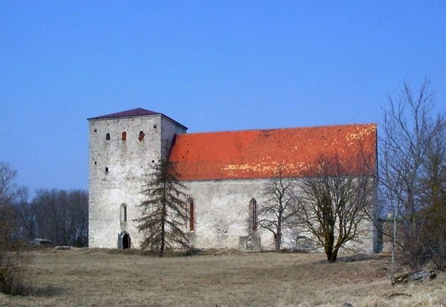 Pöide kirik Saaremaal.