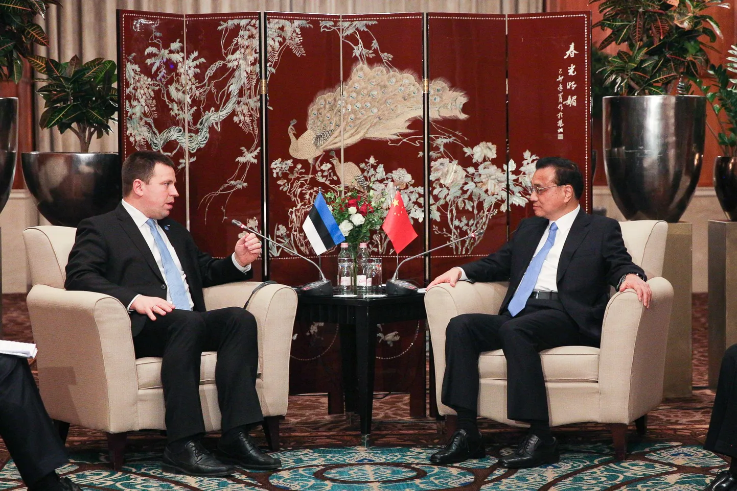 Peaministrid Jüri Ratas ja Li Keqiang.