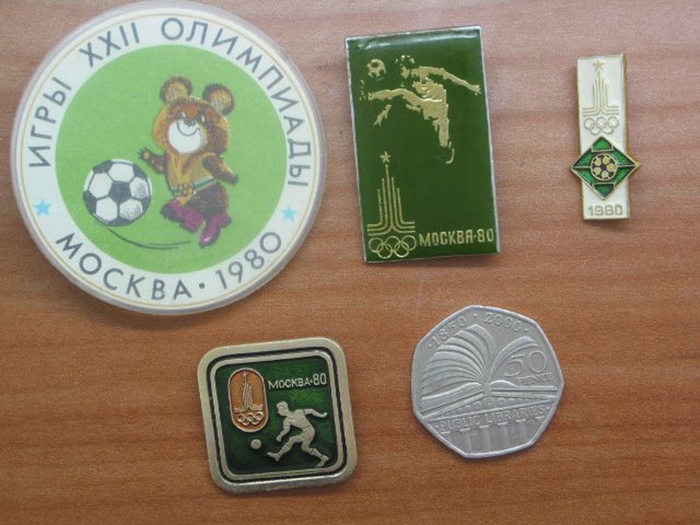 1980. aasta Moskva suveolümpia sümboolika.