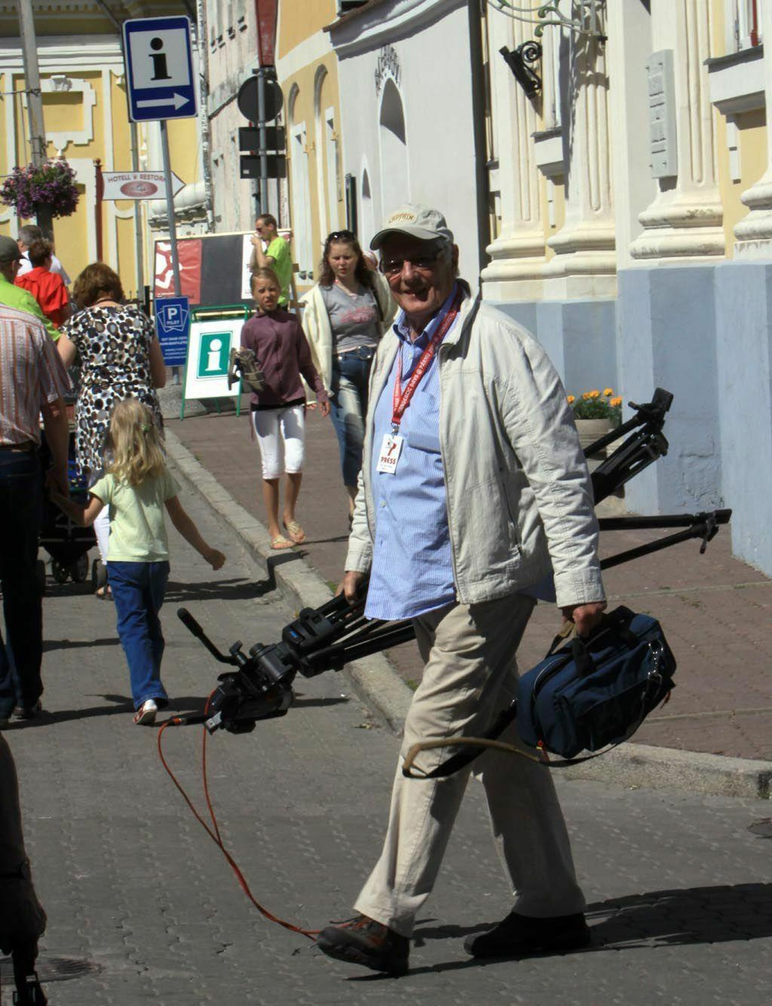 Filmimees Mati Põldrele oli hansapäevade jäädvustamine kodulinnas Pärnus põnev töö.