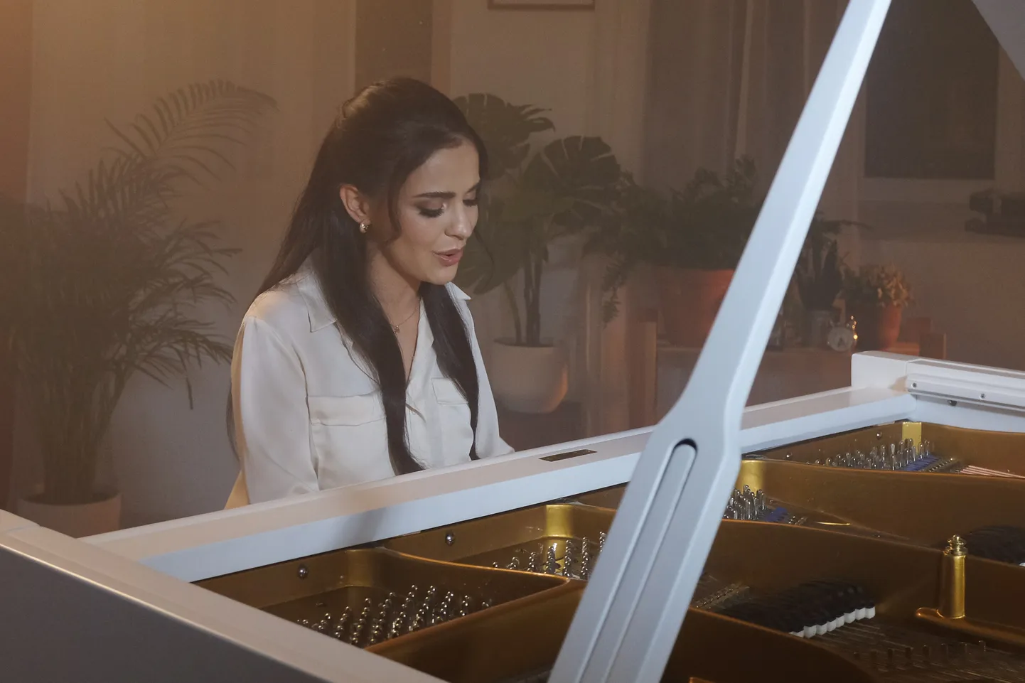 Kärt Anton andis 1. advendi puhul välja muusikavideo.