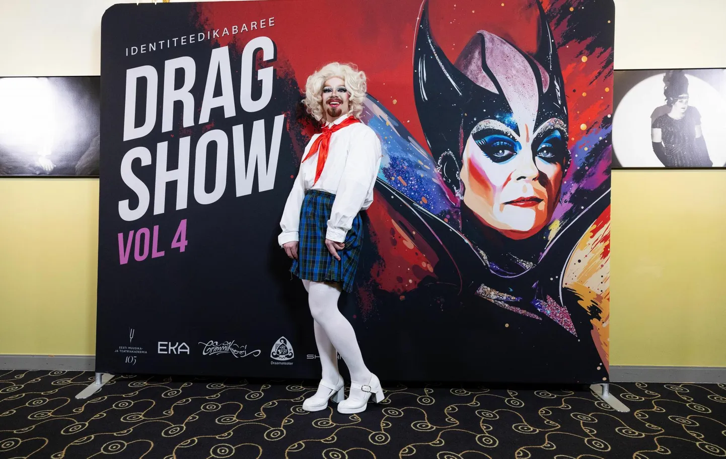 Eesti Muusika- ja Teatriakadeemia identiteedikabaree «Drag Show» Eesti Draamateatris.