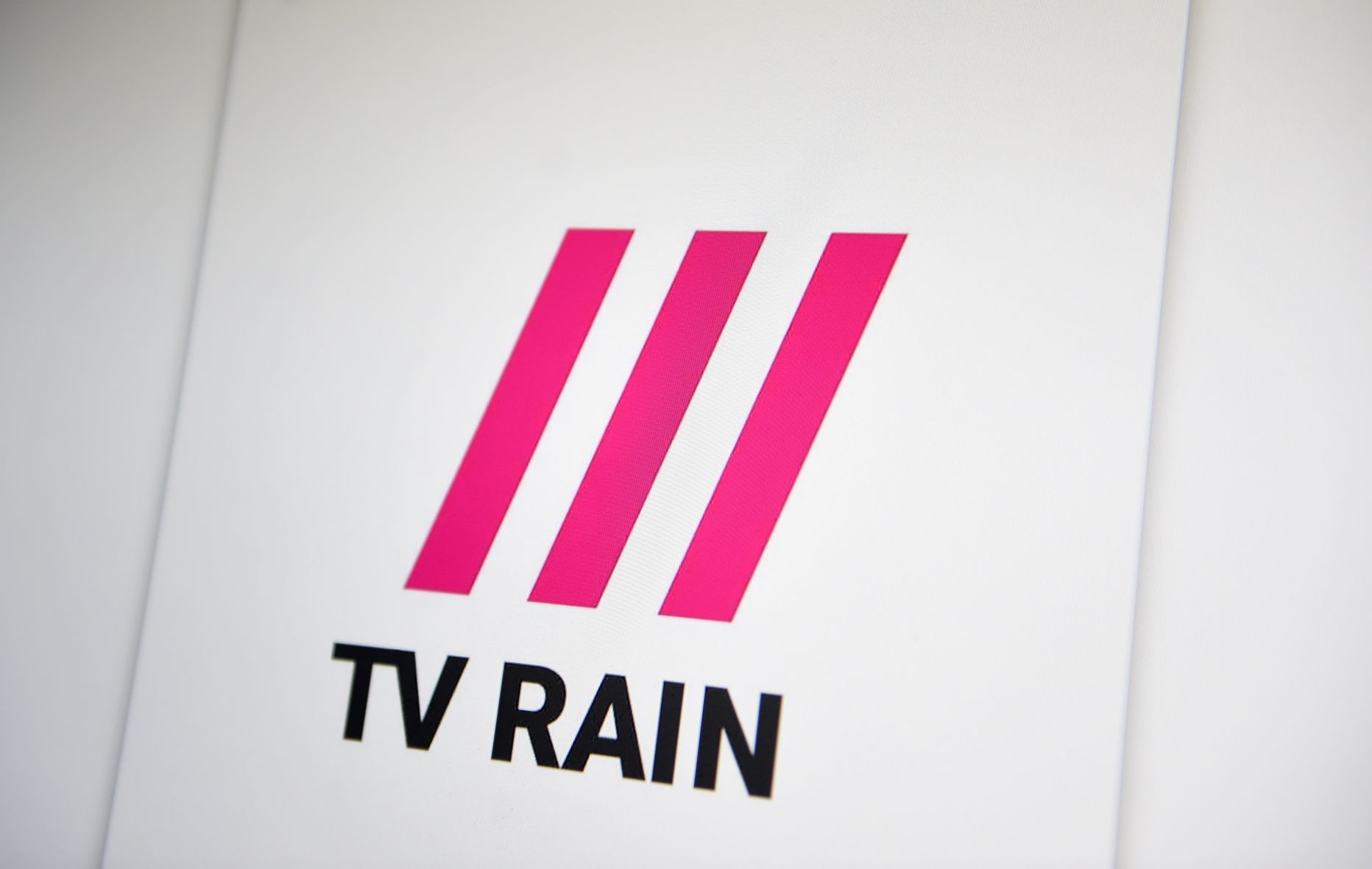 "Doždj" ("Дождь"/"TV Rain").