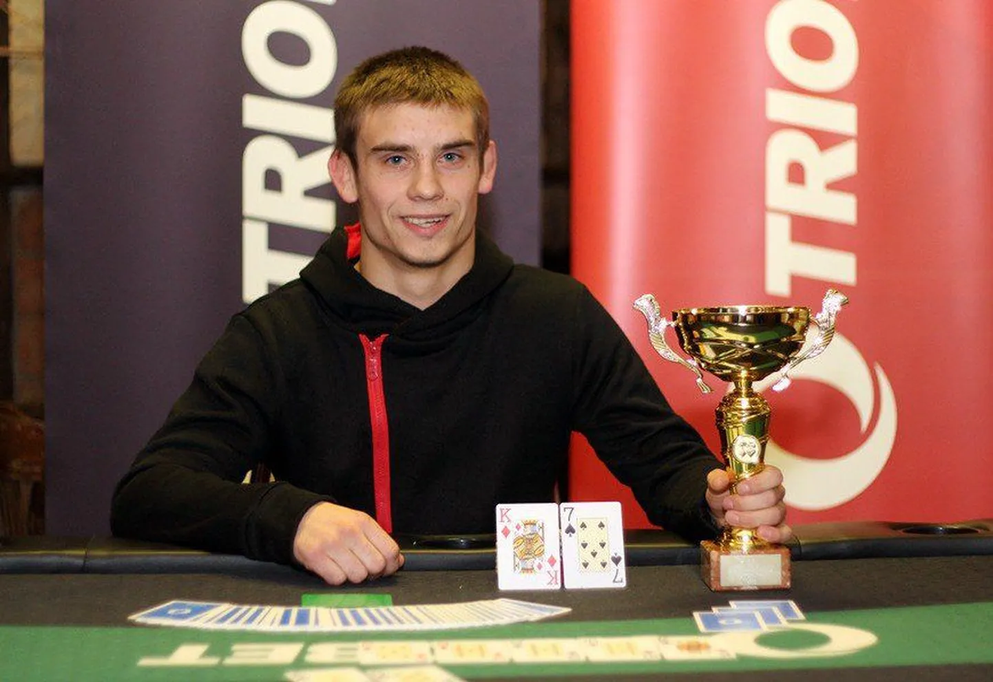 Viljandi lahtistel pokkerimeistrivõistlustel sai võidukarika Sten Orav.