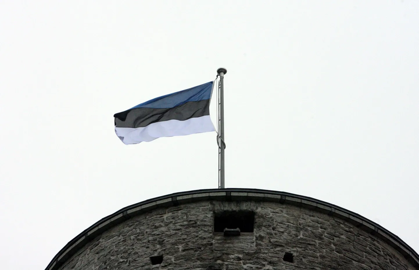 Eesti lipp Pika Hermanni tornis.