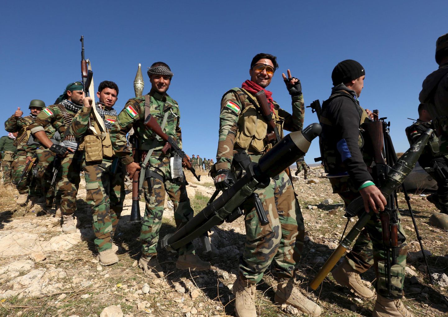 Бойцы курдских вооруженных формирований.