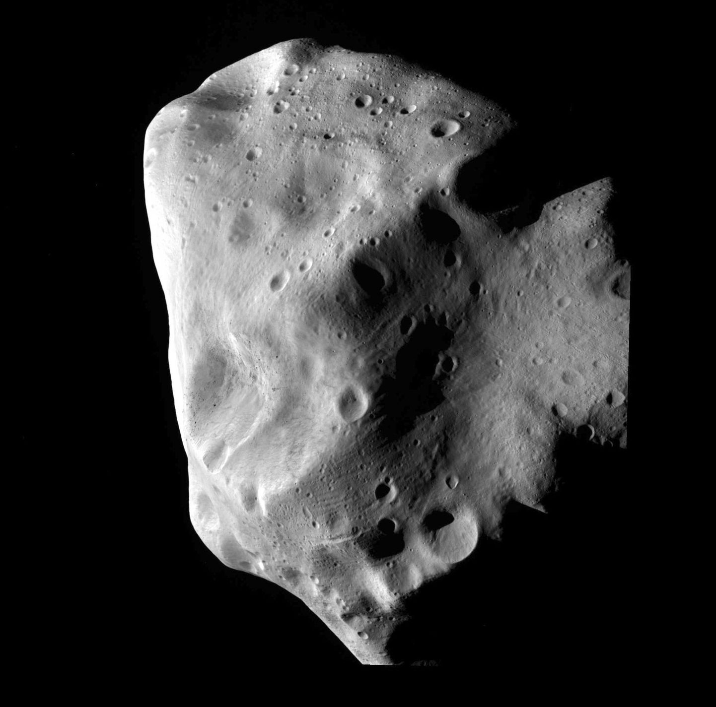 Teadlased jälgivad 2040. aastal Maad ohustavat asteroidi