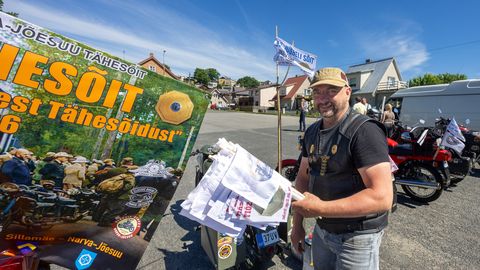 Mootorratturite mälestussõit läbis Viljandit