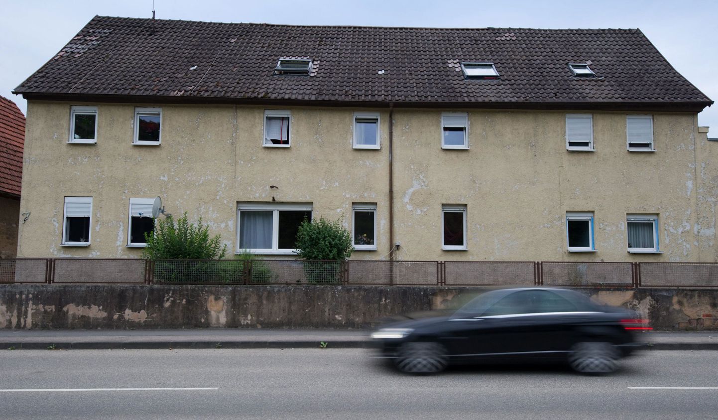 Lõuna-Saksamaal Hassmersheimis asuv maja, kus 20-aastast naist orjana koheldi